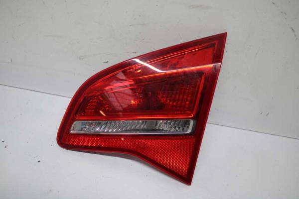 FEU ARRIERE DROIT OPEL MERIVA B 2010 - 2014 - Vue 1